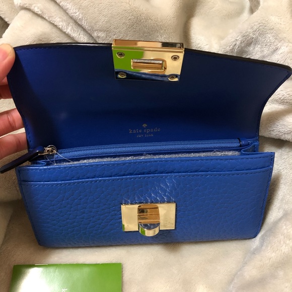 kate spade Everett Way Leather Wallet - Picture 4 of 5